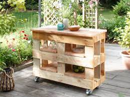 Gartenmöbel aus paletten selbst machen. Palettenmobel Fur Den Garten Bauen Hagebau De