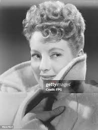 189 Evelyn Keyes Stock Photos, High-Res Pictures, and Images