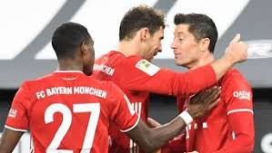 Getty images bayern münchen gegen borussia dortmund ist eines der highlights auch in der kommenden saison bereits am 5. Fc Bayern Munchen Furioser Sieg Gegen Dortmund Aber Grosse Sorgen Um Joshua Kimmich Fc Bayern
