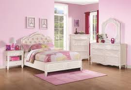 Rooms to go has a wide variety of boys full bedroom sets including full bedroom sets with bookcases, desks, sleigh beds, 2, 3, 5, or 6 pieces, and more. 400720 Caroline Kids Bedroom In White By Coaster W Options