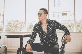 Ngày trước, anh có những mơ mộng và hướng ra bên ngoài. Nguyen Duy Manh Posts Facebook