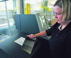 Bei manchen sparkassen geht es zumindest am laut dem portal wissenwelt.info nehmen die santander bank und die hypo vereinsbank die münzen ihrer kunden in großen mengen kostenfrei an. Banken Deutliche Unterschiede Im Angebot Wirtschaft Faz