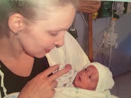 Danielle Hare (@daniellelhare)