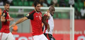 ولاعب منتخب مصر لكرة القدم. Ø£Ø­ÙØ¯ Ø­Ø¬Ø§Ø²Ù Ù ØºØ§Ø¯Ø± ÙØ¹Ø³ÙØ± ÙÙØªØ®Ø¨ ÙØµØ± Ø§ÙØ¨Ø´Ø§ÙØ± ÙÙØªØ´