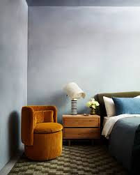 Step Inside This Inviting Hollywood Escape Dining Table Chairs Step Inside Table And Chair Sets