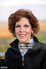 76 Loretta Morris Photos & High Res Pictures