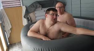 Daddy Fucks His Hairy Bear in the Jacuzzi: Gay Porn by FapHouse