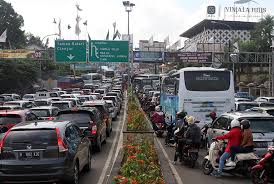 Untuk memiliki tampilan lokasi yang lebih baik taman. Jelang Tahun Baru Ini Jadwal Buka Tutup Jalur Puncak Republika Online