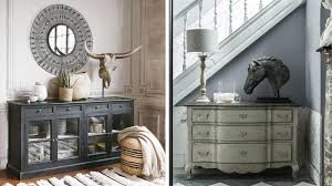Au commencement était le bahut, un ancien coffre de voyage du moyen âge qui en se sédentarisant est devenu plus long et bas (aujourd'hui le nom bahut désigne un buffet bas). Comment Decorer Un Dessus De Meuble 4 Idees Deco