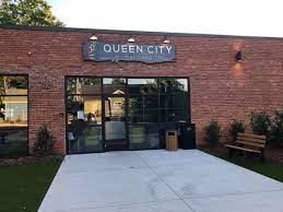 The company is based in los angeles, and was founded in 1986. Welcome To Queen City Animal Queen City Animal Hospital Facebook