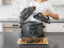 David venable shows you how to use this combination oven. Hands On Review Ninja Foodi Multi Cooker E T Magazine