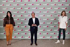 Perfect for the dedicated elon fan with a model s, model 3 and model x. Armin Laschet Bei Brigitte Live Das Komplette Event Brigitte De