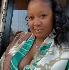 Take the 30-day "Learn To Read" challenge. Your child will read in 30 days.  Only 15 minutes a day. Guaranteed.