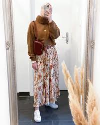 Mengikuti gaya modern atau classic make up adalah pilihan kamu. Pin Auf Winter