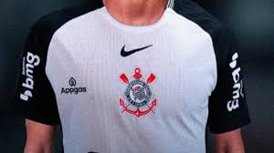 Ídolo do Corinthians pode reforçar gigante sul-americano