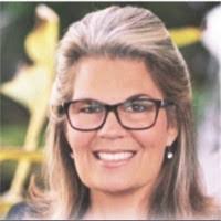 Kim Vandergriff's Instagram, Twitter & Facebook