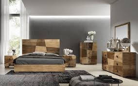 Your bedroom furniture acts as a foundation for the rest of your room's style, and once you choose the perfect set, you can further enhance your space with modern room decor items and staging. Sophisticated Quality Designer Bedroom Platform Bedroom Sets Platform Bedroom Contemporary Bed Sets