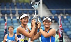 Er wurde am upstalsboom, einem mittelalterlichen versammlungsplatz nahe aurich, von den. Alex Eala Indonesian Partner Claim 2020 Australian Open Junior Doubles Title