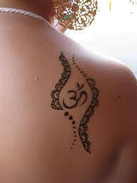 What are henna tattoos, and should you get one? Henna Tattoos By Enrapturing Entertainment Atlanta Henna Tattoo Henna Designs Henna Ink