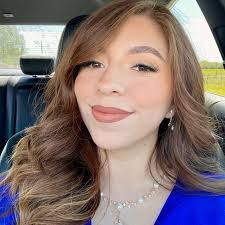 Ingrid Alvarado's Instagram, Twitter & Facebook