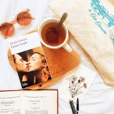 Original uk title passion perfect (now also published as simple passion) in 2001 ernaux released se perdre, the journal she kept of the affair that this novel is based on. Passion Simple Annie Ernaux Trouble Bibliomane