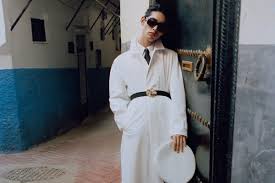 Maybe you would like to learn more about one of these? Les 14 Lunettes De Soleil Homme Les Plus Mode Du Printemps Ete 2019 Vogue Paris