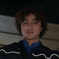 Amber Lemay's Instagram, Twitter & Facebook