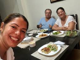 Sábado con mis padres comiendo súper rico 😋 Almuerzo en Chavecito 😻 Cena  en casa de mis padres con una rica lasaña regalo de una amiga que la hizo  con sus manitas,