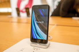 Apple shipped 3.2 million iphones in china through december, according to cnbc calculations using data from the china academy of information and communications technology. Apple S New Lower Priced Iphone Se Is A Hit In China