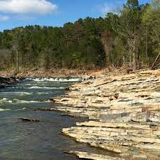 River In Brokenbow Beaversbendstatepark Mountainstarlodge Broken Bow Cabins Beavers Bend State Park Cabin Vacation