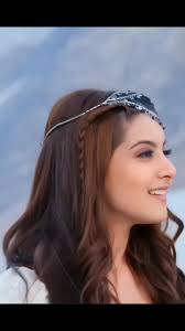 مل جائیـں تـو قدر نہیـں کرتـــے