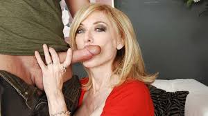 Sexy MILF Nina Hartley Fucking in the Living Room with Her Bubble ...