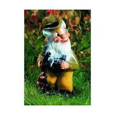 Zwerg Als Jager 29cm Gross Amazon De Garten Gartenzwerg Zwerg Gnom Gartenfigur Gartendeko Marchen Sieben Zwerge Dwarf Gartenzwerg Gartenfiguren Zwerg