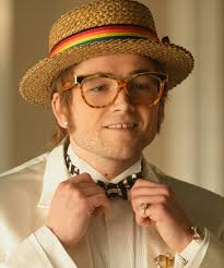 Wearing his signature sunglasses, elton beamed surrounded by his friends as alice mimed. Guide To Elton John Glasses In Rocketman Gucci Hearts