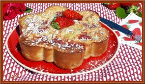 Gateau Moelleux A La Rhubarbe Et Aux Fraises Oh La Gourmande Gateau Moelleux Rhubarbe Delicieux Gateaux
