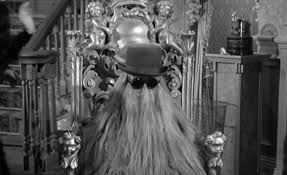 Században erdélybe vándorolt görög család sarjaként született a somogy vármegyei csokonyán, háromgyerekes családban. Felix Silla Cousin Itt On The Addams Family Dead At 84 Mxdwn Television