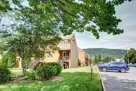 condo sainte-anne, Beaupré (updated prices 2025)