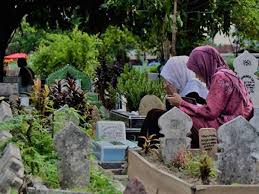 Saksikan teladan dan tauladan sebagai iktibar kepada kita sebagai umat islam. Selangor Tak Benar Ziarah Kubur Sepanjang Raya