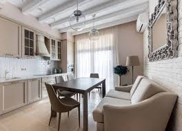 تصميم المطبخ مع نافذة في الوسط 42 صورة خيارات تصميم مختلفة نحن نجهز مطبخ الزاوية مع نافذة تصميم المطبخ مع 2 النوافذ على مختلف