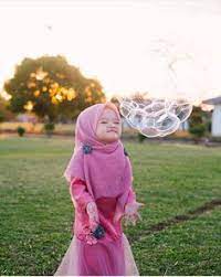 Usaha yang bermula dari sebuah printer yang dibeli dari uang beasiswa bulanan abah k dan ditambah uang pinjaman dari seorang. Baby Muslim