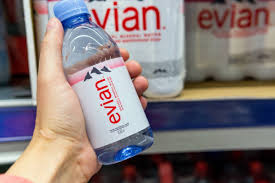 Choose from contactless same day delivery, drive up and more. Stockfotos Evian Bilder Stockfotografie Evian Lizenzfreie Fotos Depositphotos