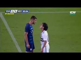Aunque álvarez y lainez dependen del permiso del ajax de holanda y el betis de españa, es un buen síntoma que aparezcan en esta prelista del equipo de jaime. Edson Alvarez Defiende A Diego Lainez Youtube