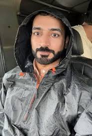 Honey why do you think 🤔 I am lying to you you 💔😭 you don't even text me  💔 anymore am still waiting for you message