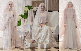 May 30, 2021 · ternyata momen kondangan tersebut juga dihadiri oleh sang mantan kekasih. Contoh Model Baju Pesta Bagi Wanita Muslim Saelekko Com
