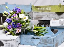 Obchod s květinami, rozvozem květin, umělé květiny rozvoz. Rozvoz Darku S Kytici Kytice Expres