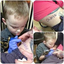 5 Year Old Kid Tattoos His Dad This Is Actually A Really Cute Idea Tattoos For Kids Tattoos Professional Tattoo
