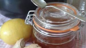 È veramente molto semplice la preparazione. Sciroppo Al Miele Zenzero E Limone Ecco La Ricetta Per Farlo In Casa