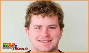 Amigos de Joshua Steven Riibe lo respaldan horas antes de ser interrogado  nueva vez este lunes