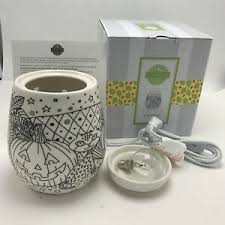 We did not find results for: Scentsy Warmer Halloween Tricks Or Treats Color And Make It Your Own Ebay