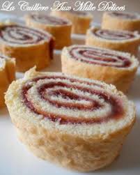 Recette Gateau Roule A La Confiture En Video Recette Gateau Roule Roule A La Confiture Recette Gateau